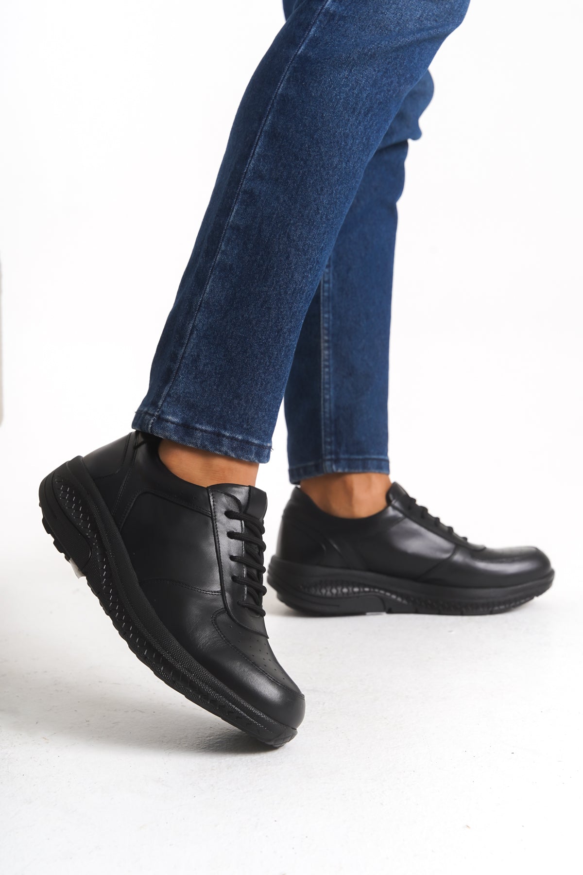 Erkek Varis Ayakkabısı – Deri Sneaker Destekli Model V829030 | Handarte × Dr. Mery