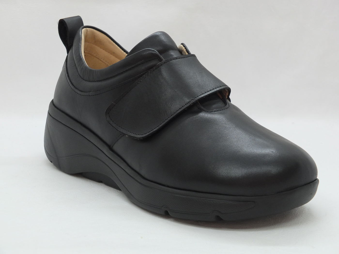 Kadın Diyabet Ayakkabısı – Ayarlanabilir Tek Bantlı Konfor Sneaker D107000 | Handarte × Dr. Mery