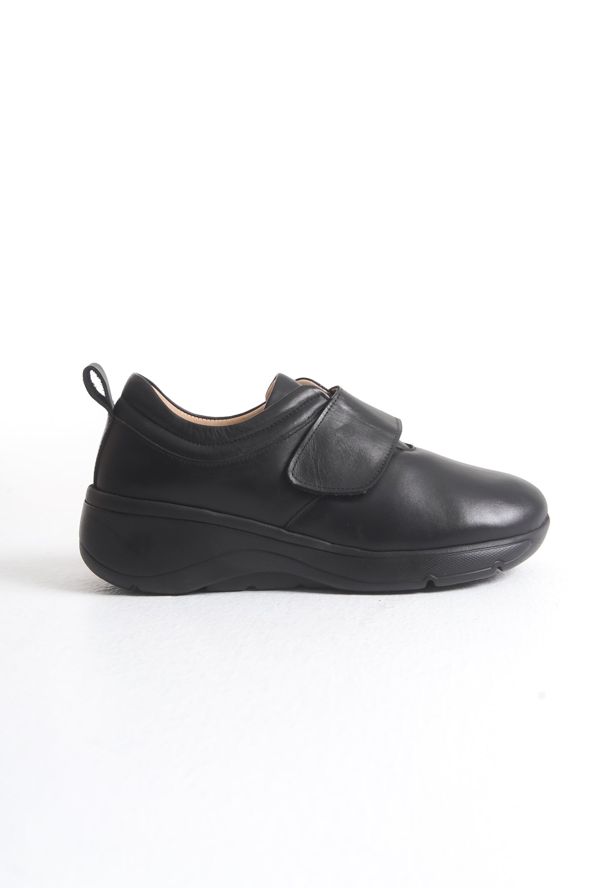 Kadın Diyabet Ayakkabısı – Ayarlanabilir Tek Bantlı Konfor Sneaker D107000 | Handarte × Dr. Mery