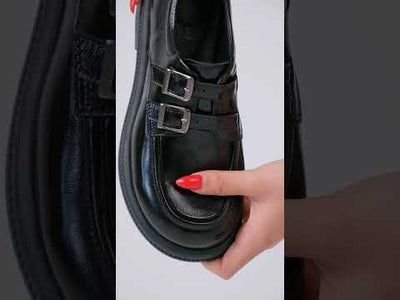 Kadın Varis Ayakkabısı – Rugan Görünümlü Çift Tokalı Model V105030 (Siyah) | Handarte × Dr. Mery